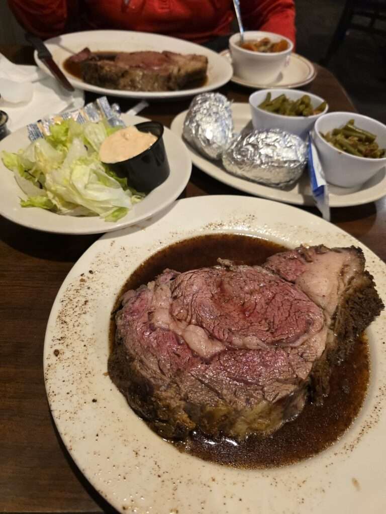 LPL’s Restaurant & Pub photo 4