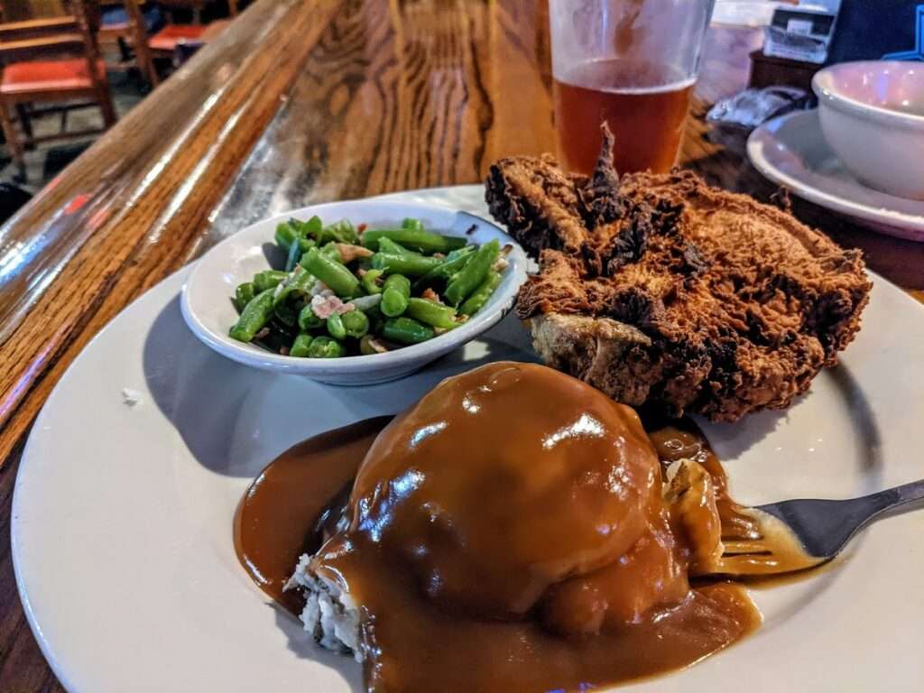 LPL’s Restaurant & Pub photo 6